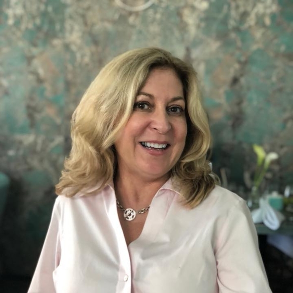 Meet your Posher, Linda - Picture 1 of 1